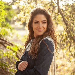 Meet your Posher, Kaybe